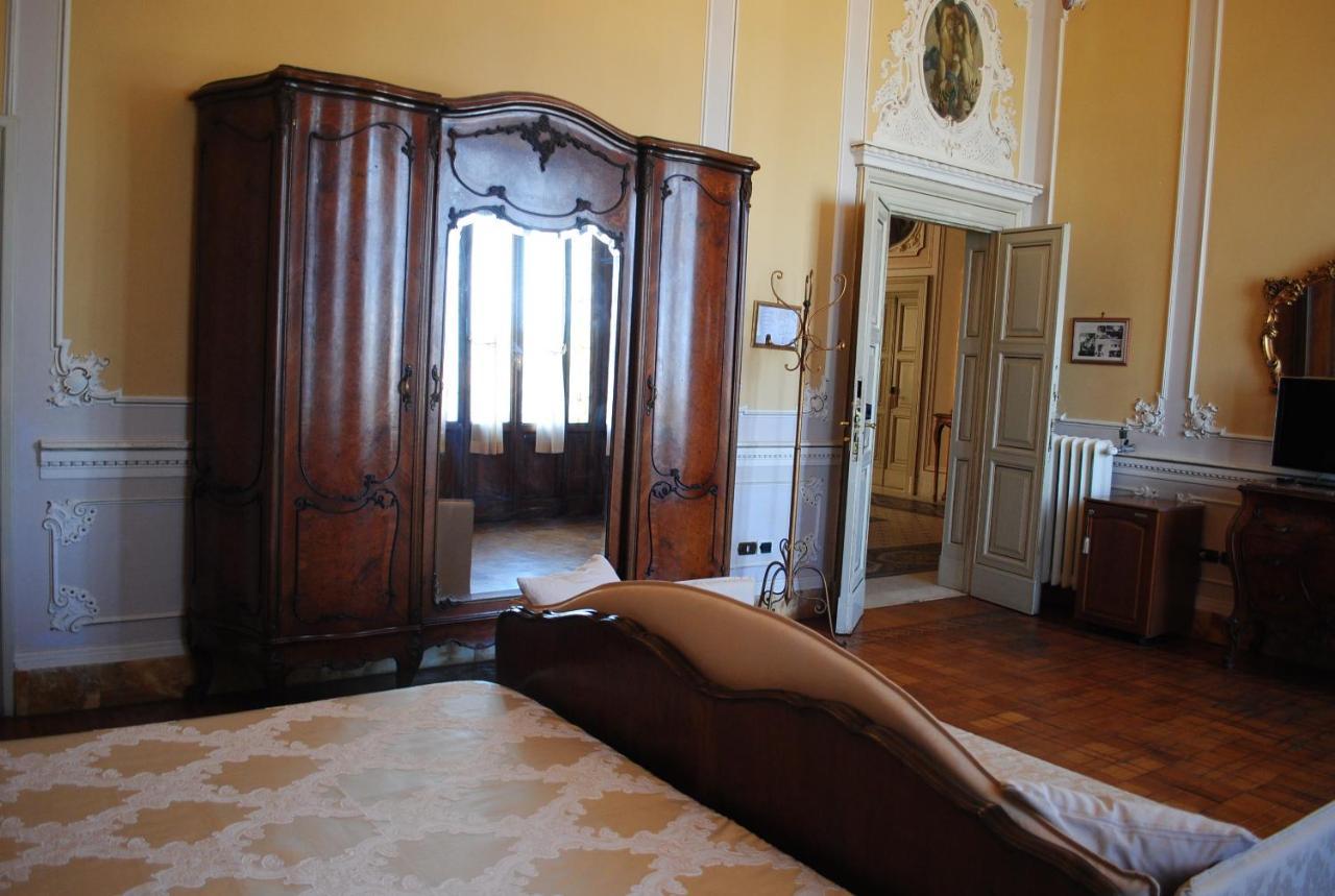 Villa Tina Hotel Viareggio Kültér fotó